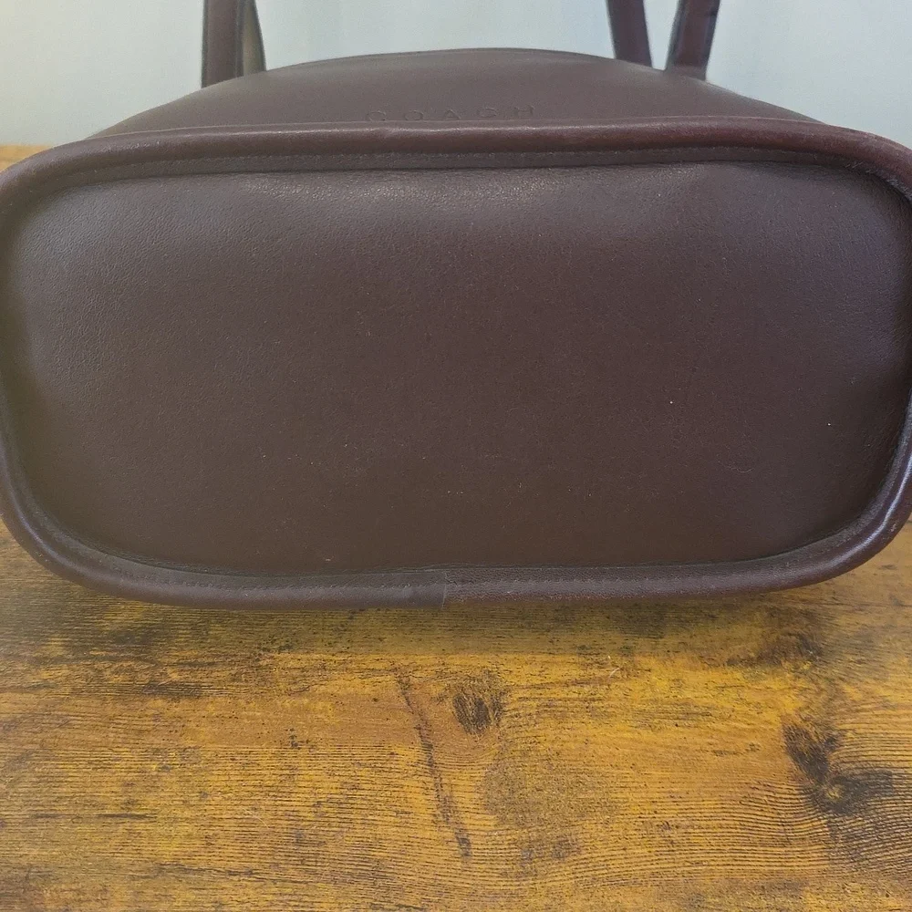 Coach Vintage Tribeca Mahogany Perfect Vintage Condition NO HANGTAG